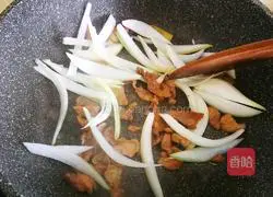 Illustration of Korean Palace Fried Rice Cake 9