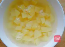 Illustration of how to make spicy potato chicken nuggets 2