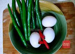 Illustration of how to make stir-fried eggs with peppers#Summer Refreshing Light Food#1