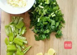 Illustration of how to stir-fry huajia 3