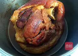 Braised wild boar knuckle recipe 13