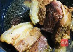 Illustration of twice-cooked pork 3