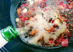 Illustration of how to make beer crucian carp 2