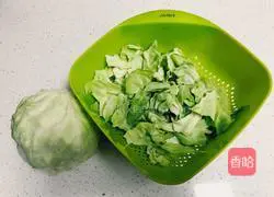 Home-style Illustration of how to make dry pot cabbage 1