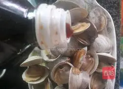 Illustration of how to make steamed clams 6