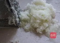 Illustration of how to make fried radish meatballs 1