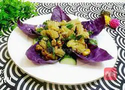 Illustration of how to make cashew squid flowers 9