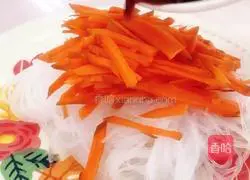 Illustration of how to make steamed vermicelli with eggs 6