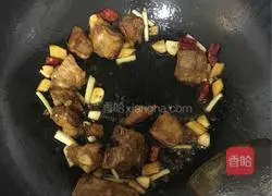 Illustration of how to cook pork ribs with potatoes 6