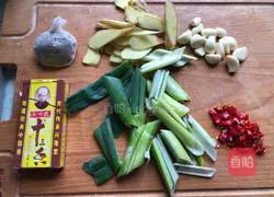 Thirteen-flavor spicy crayfish recipe 2