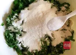 Illustration of how to make steamed chrysanthemum chrysanthemum 3