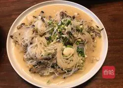 Illustration of how to stir-fry diced radish 5