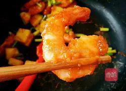 Pictures of how to make pineapple shrimp 16