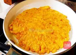 Illustration of how to bake salt and pepper corn 5