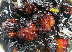 Illustration of how to make diced pork sauce for fried noodles 5