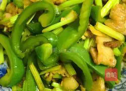 Illustration of how to make twice-cooked pork with green pepper 5