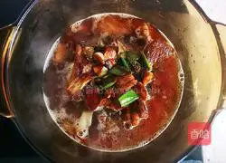 Illustration of braised lamb neck chop 11