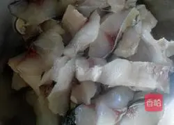 Illustration of how to make corn and pepper fish fillets 1