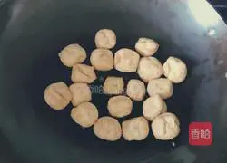 Illustration of how to make Hakka Yong Tofu 6