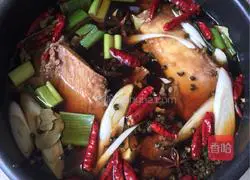 Illustration of how to make pickled cabbage and beef skin 2