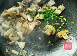 Illustration of how to make fried meat with mushrooms 12