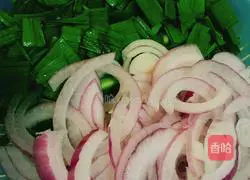 Illustration of how to make dry pot fat sausage 3