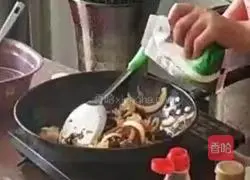 Illustration of how to make assorted duck blood 4