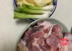 Braised Duck with Zijiang Illustration of how to cook duck 1