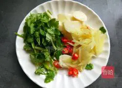 Illustration of braised yellow catfish 3