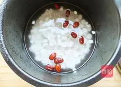 Illustration of how to make yam and barley porridge 3