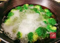 Steamed broccoli Illustration of how to make minced meat 6