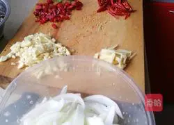 Illustration of how to stir-fry sea snails 2