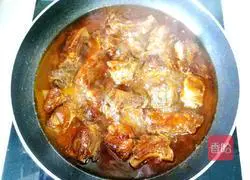 Illustration of how to make sweet and sour pork ribs 10