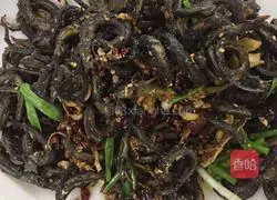 Illustration of how to make spicy eel 3