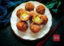 Important illustration of how to make Qiankun meatballs that are crispy on the outside and tender on the inside 10