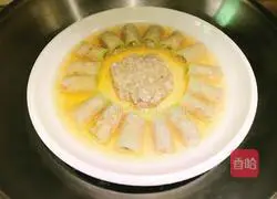 Illustration of how to make crystal winter melon rolls 15