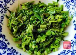 Illustration of how to make Chinese toon scrambled eggs 5