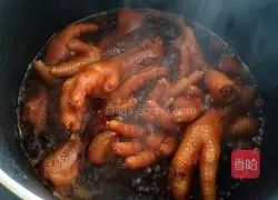 Soy Sauce Chicken Feet Recipe Illustration 5