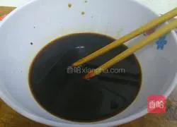 Illustration of how to make beef stew with potatoes 3