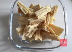 Illustration of how to make dry yuba 1