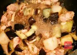 Home-style eggplant stewed chicken recipe 10