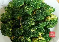 Illustration of how to make broccoli 2