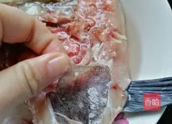 Illustration of how to make spicy fish head 2