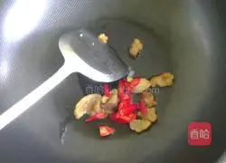 Illustration of how to make dry pot cabbage 3