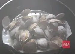 Illustration of how to make steamed clams 5