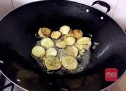 Illustration of how to make fish-flavored eggplant boxes 7