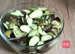 Illustration of how to make fried pork belly with eggplant 1