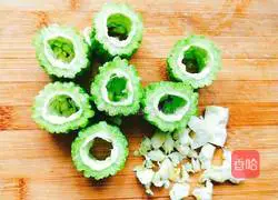 Bitter Melon Stuffed Meat recipe illustration 4