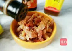 Illustration of how to make sweet and sour pork 2