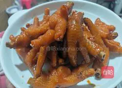 Illustration of how to make beer-braised chicken feet 9